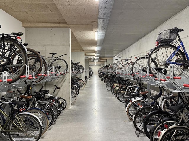 Foto 2: Amsterdam - Houthavenweg - Foto 2