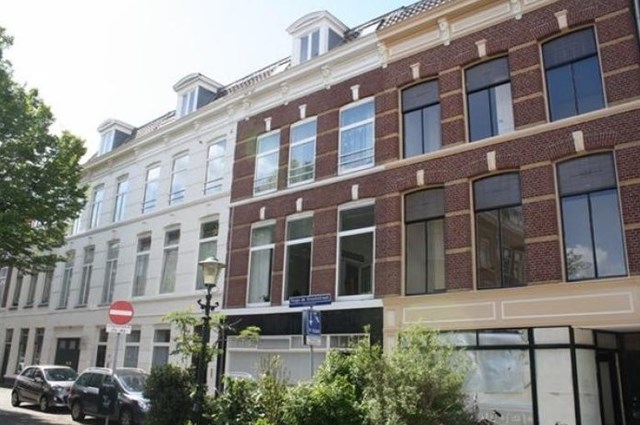 Foto 1: Den Haag - Hugo de Grootstraat - Foto 1