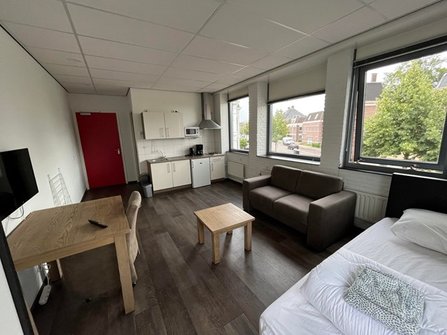 Foto 2: Almelo - Wierdensestraat - Foto 2