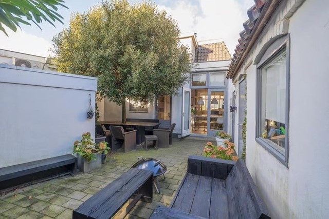 Foto 2: Zandvoort - Stationsstraat - Foto 2