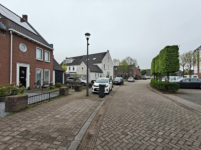 Foto 1: Helmond - Louwerserf - Foto 1