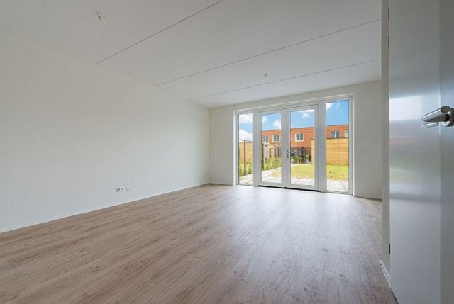 Foto 2: Almere - Maria Merianhof - Foto 2
