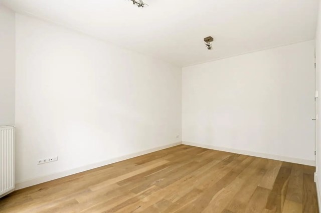 Foto 4: Amsterdam - Pieter Baststraat - Foto 4