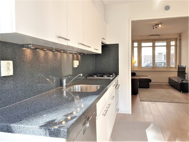 Foto 6: Amsterdam - Sportstraat - Foto 6