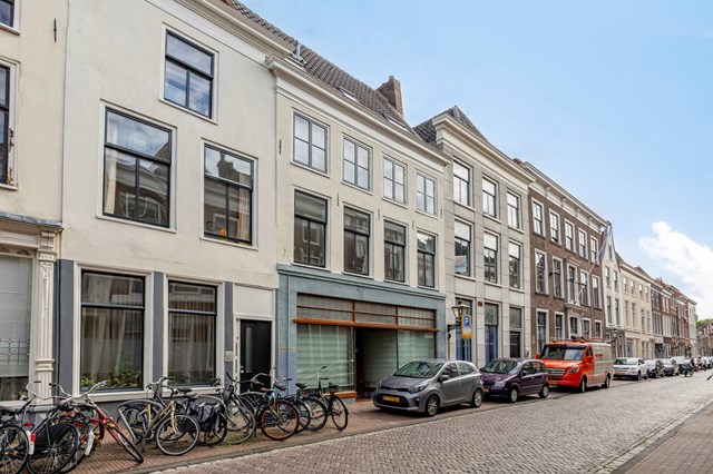 Foto 1: Leiden - Hogewoerd - Foto 1