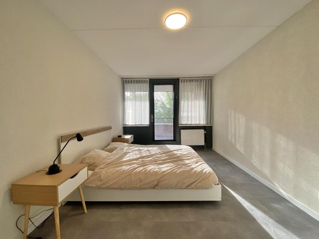 Foto 7: Amstelveen - Johannes Calvijnlaan - Foto 7