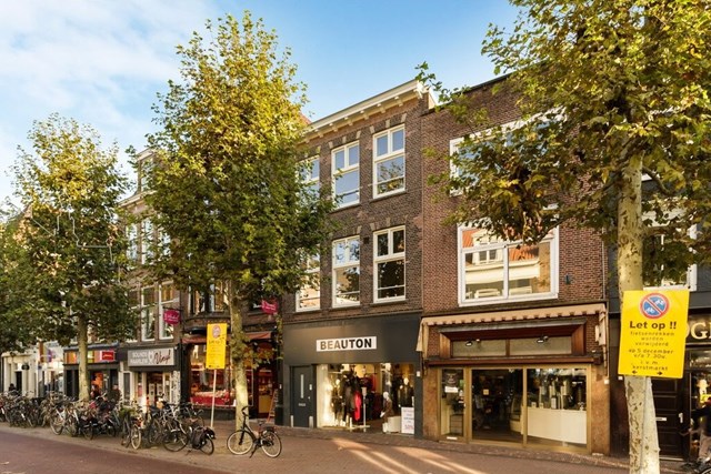 Foto 1: Haarlem - Grote Houtstraat - Foto 1