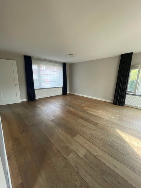 Foto 3: Eindhoven - Grastapijt - Foto 3