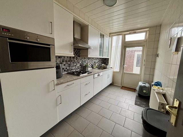 Foto 4: Enschede - James Rossstraat - Foto 4