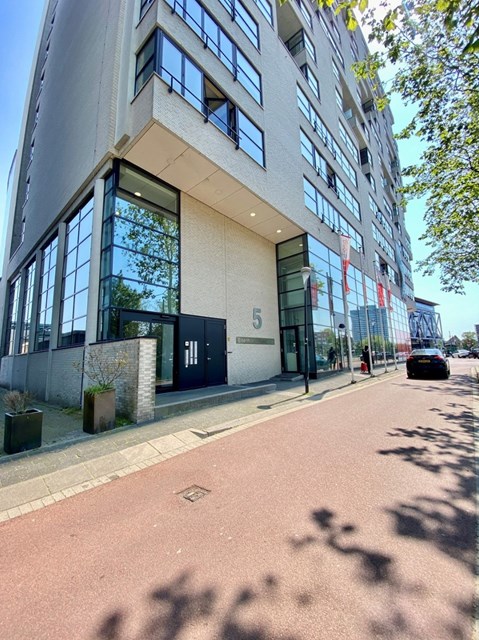 Foto 1: Rijswijk (ZH) - Generaal Eisenhowerplein - Foto 1