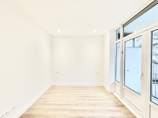 Foto 6: Amsterdam - Van Spilbergenstraat - Foto 6