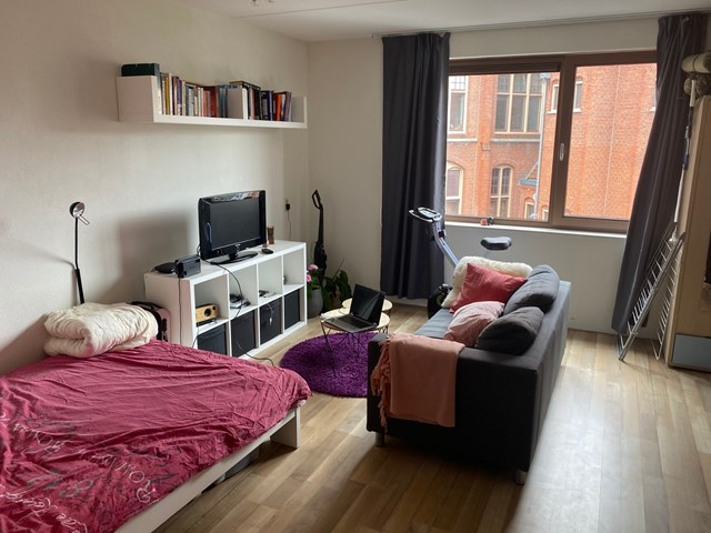 Foto 2: Groningen - Reitemakersrijge - Foto 2