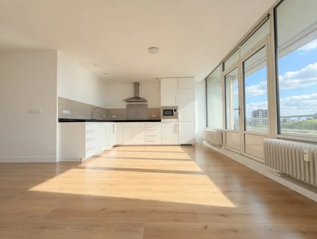 Foto 2: Den Haag - Vlaskamp - Foto 2