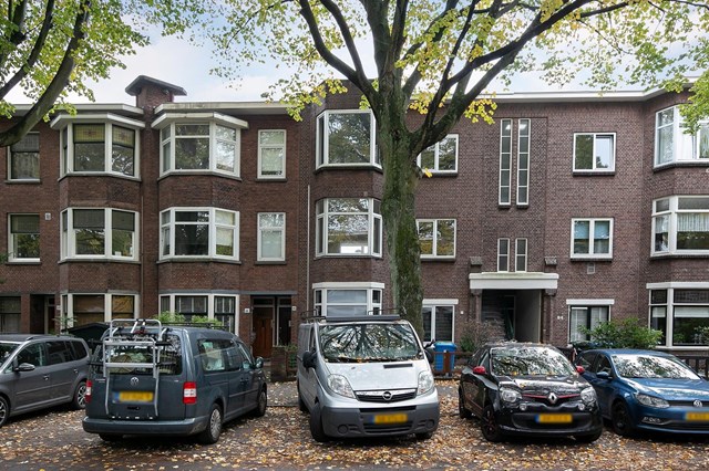 Foto 1: Rijswijk (ZH) - Caan van Necklaan - Foto 1