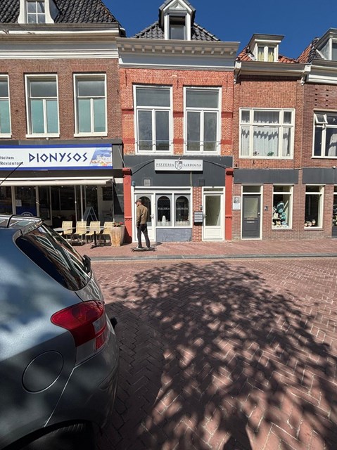 Foto 2: Leeuwarden - Voorstreek - Foto 2