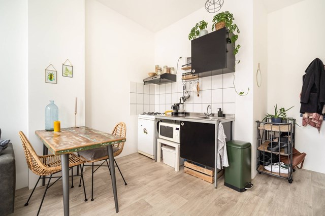 Foto 5: Leiden - Buitenruststraat - Foto 5