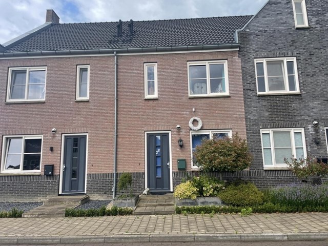 Foto 1: Wehl - Monseigneur Hendriksenstraat - Foto 1