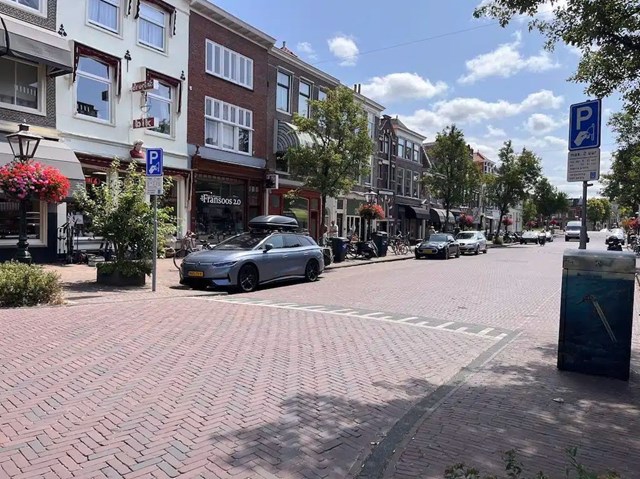 Foto 1: Leiden - Doezastraat - Foto 1