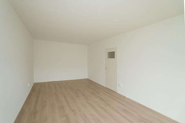 Foto 6: Den Haag - Escamplaan - Foto 6