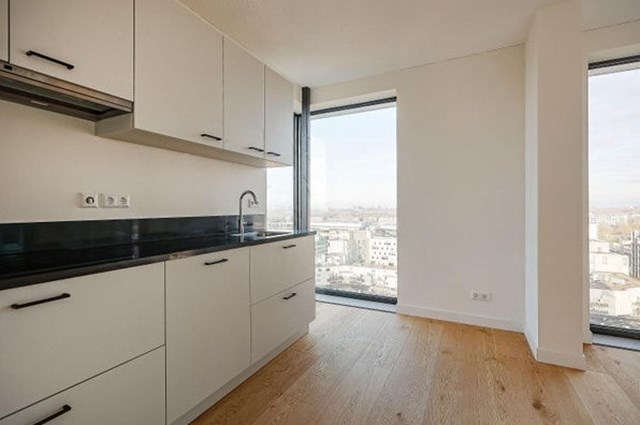 Foto 4: Amsterdam - Bijlmerplein - Foto 4