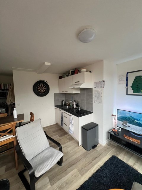 Foto 3: Groningen - Sint Walburgstraat - Foto 3