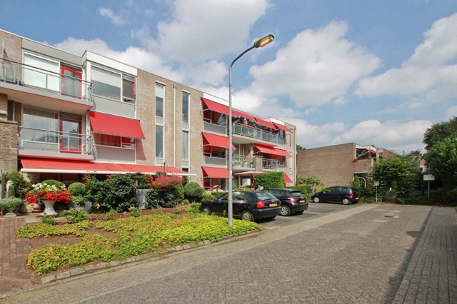 Foto 1: Huis ter Heide (UT) - Albert Plesmanring - Foto 1