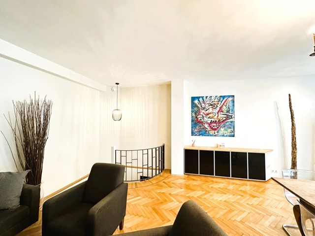 Foto 6: Amsterdam - Warmondstraat - Foto 6