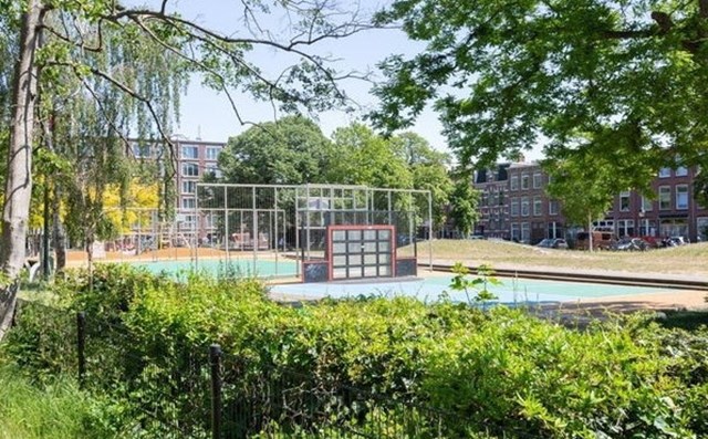 Foto 2: Den Haag - Newtonplein - Foto 2