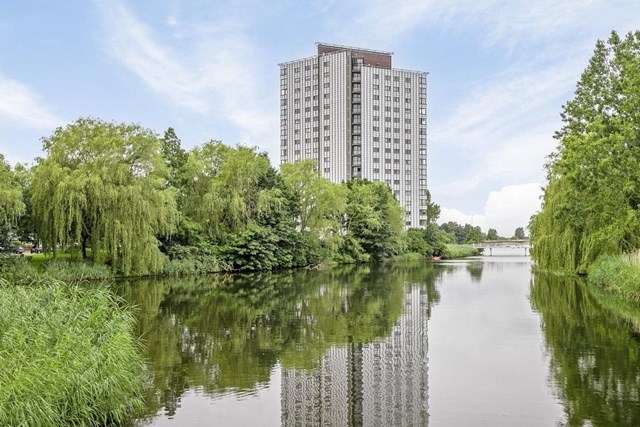 Foto 1: Almere - Fellinilaan - Foto 1