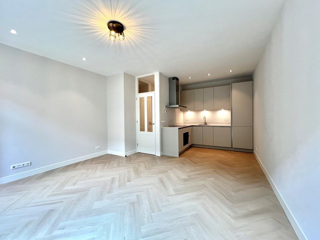 Foto 4: Rotterdam - Vlaggemanstraat - Foto 4