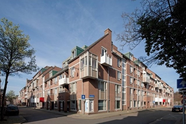 Foto 2: Roermond - Jo Hansenstraat - Foto 2