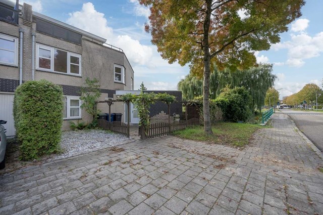 Foto 1: Almere - Annie M G Schmidtweg - Foto 1