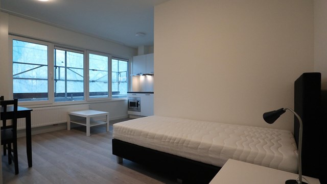 Foto 3: Eindhoven - Dr Cuyperslaan - Foto 3