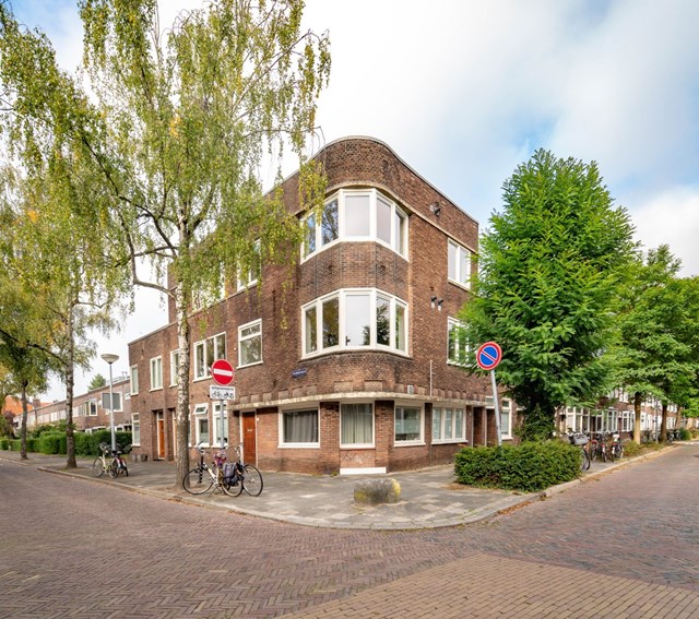 Foto 1: Groningen - Eyssoniusplein - Foto 1