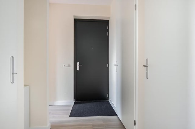 Foto 2: Hoofddorp - Bridgemankade - Foto 2