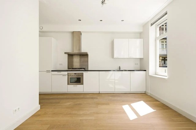 Foto 7: Amsterdam - Pieter Baststraat - Foto 7