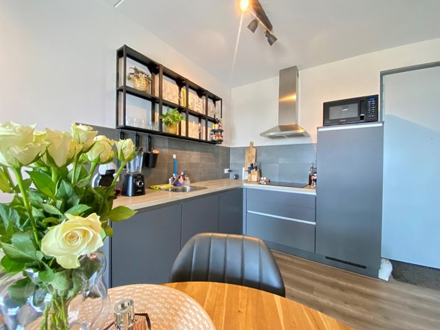 Foto 7: Den Haag - Laakweg - Foto 7