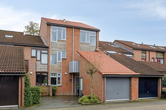 Foto 1: Nieuwegein - Graaf Leopoldlaan - Foto 1