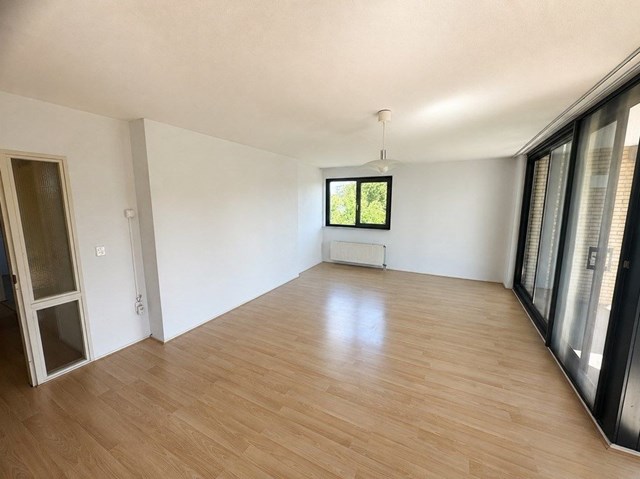 Foto 4: Capelle aan den IJssel - Kerklaan - Foto 4