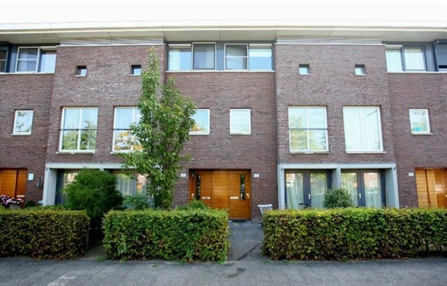 Foto 1: Rotterdam - Laan van Avant Garde - Foto 1