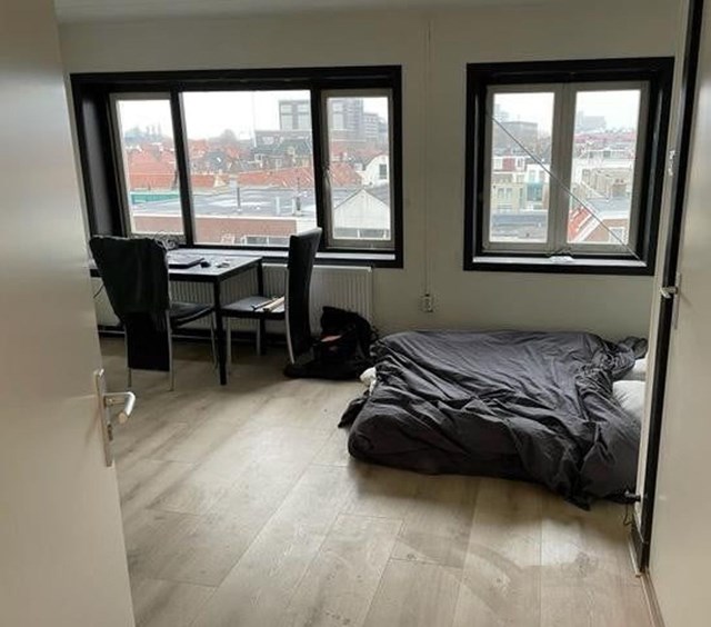 Foto 1: Leiden - Haarlemmerstraat - Foto 1
