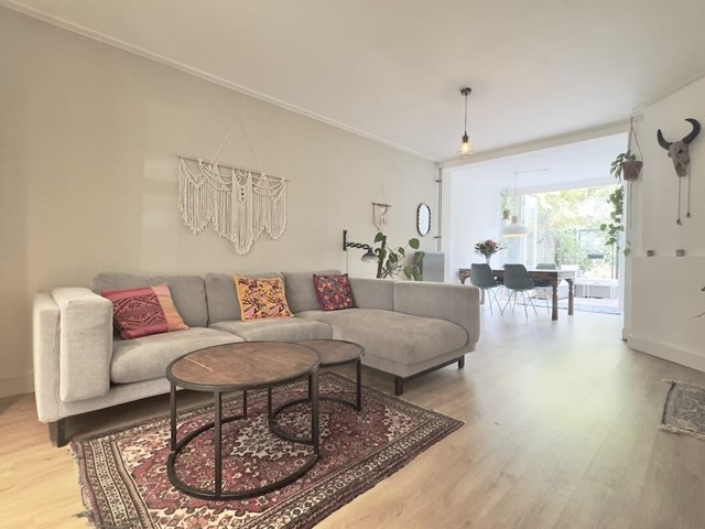 Foto 1: Amsterdam - Houtrijkstraat - Foto 1