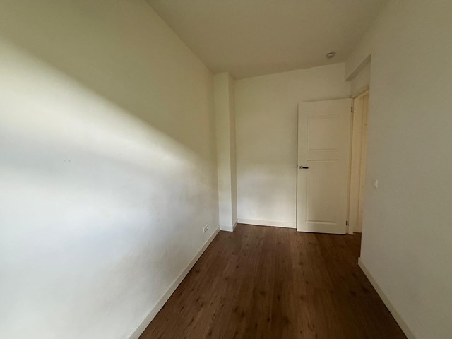 Foto 7: Amsterdam - Balboastraat - Foto 7
