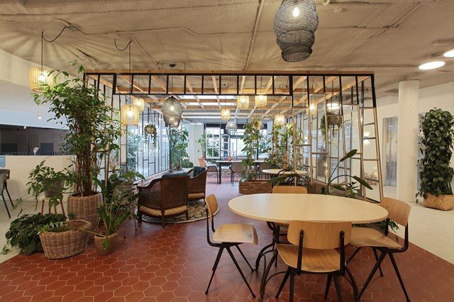 Foto 2: Hilversum - Vaartweg - Foto 2