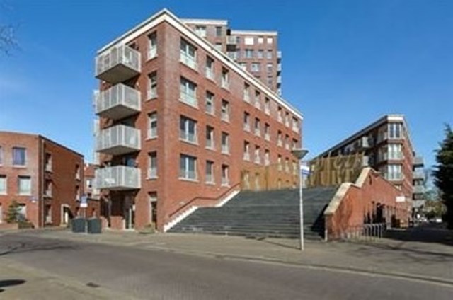 Foto 2: Eindhoven - Kalmoesplein - Foto 2