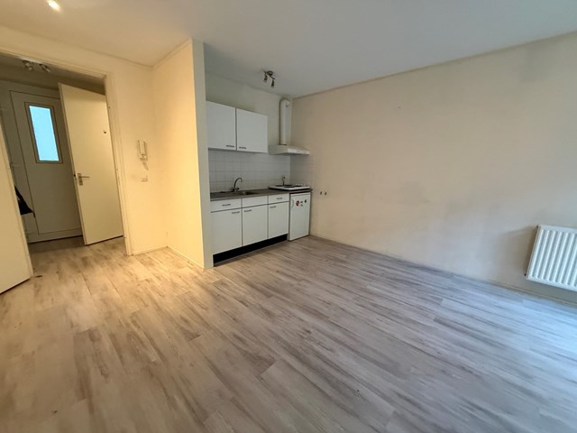 Foto 2: Groningen - Akerkhof - Foto 2