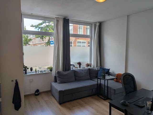 Foto 2: Haarlem - Kennemerstraat - Foto 2