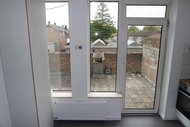 Foto 7: Eindhoven - Jan van Riebeecklaan - Foto 7