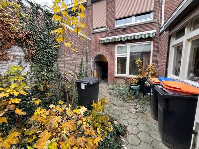 Foto 2: Tilburg - Van Dijckstraat - Foto 2