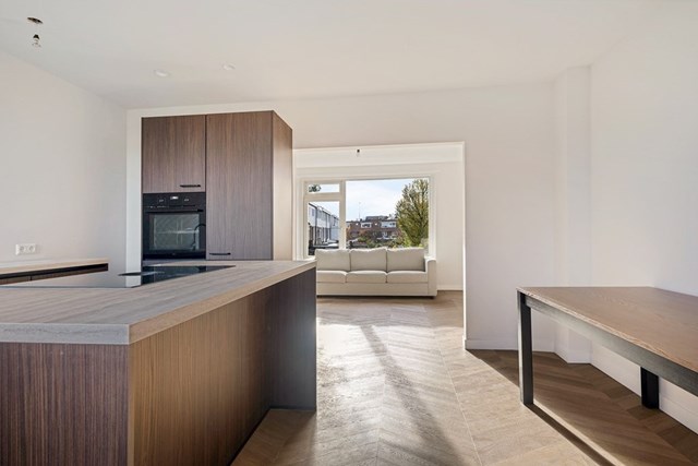 Foto 2: Amstelveen - Thorbeckelaan - Foto 2